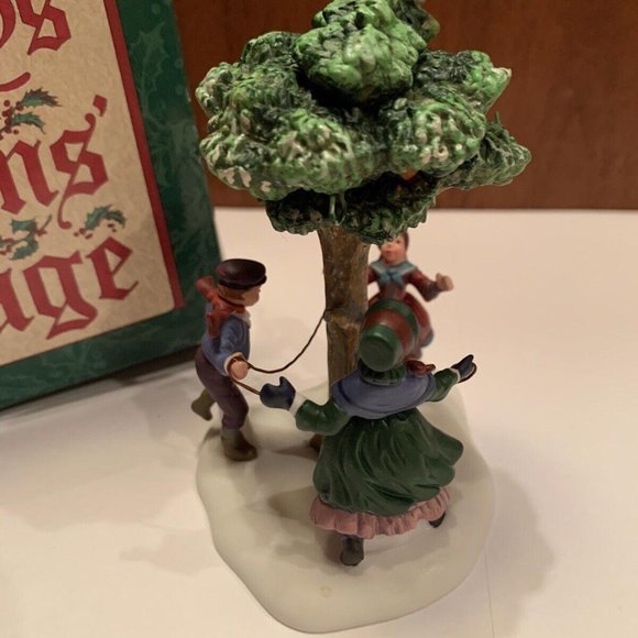 12 Days Of Dickens Village Department 56 Dept 56 A Partridge In A Pear Tree - Picture 8 of 12